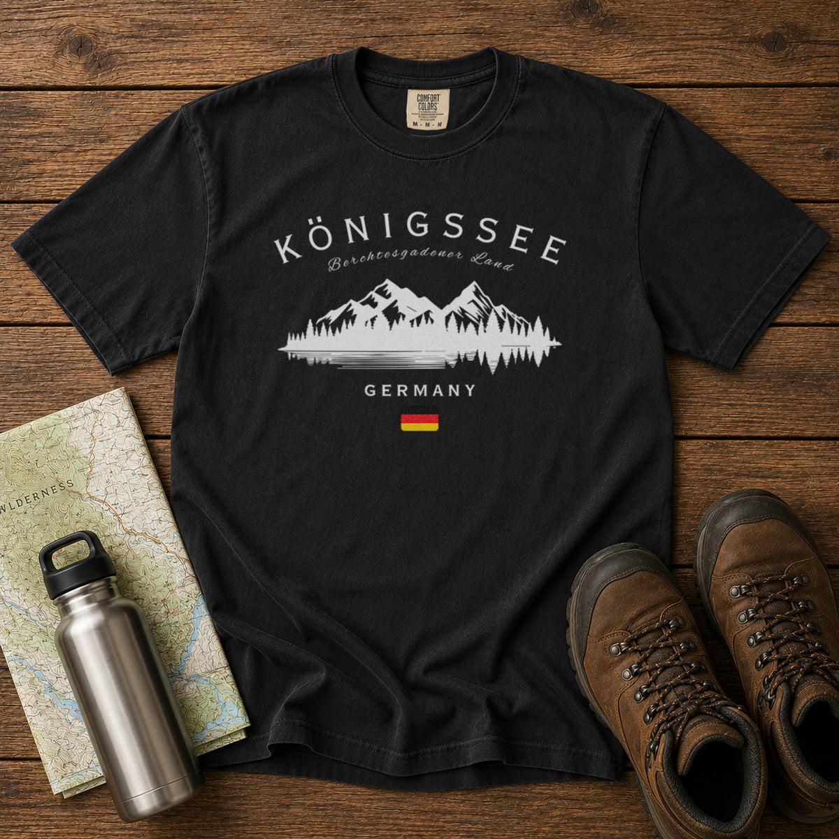 Königssee T-Shirt in Black - roamstride graphic tee