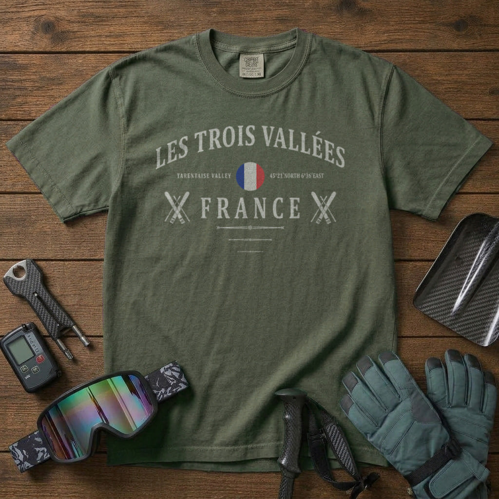 Les Trois Valees T-Shirt in Moss - roamstride graphic tee