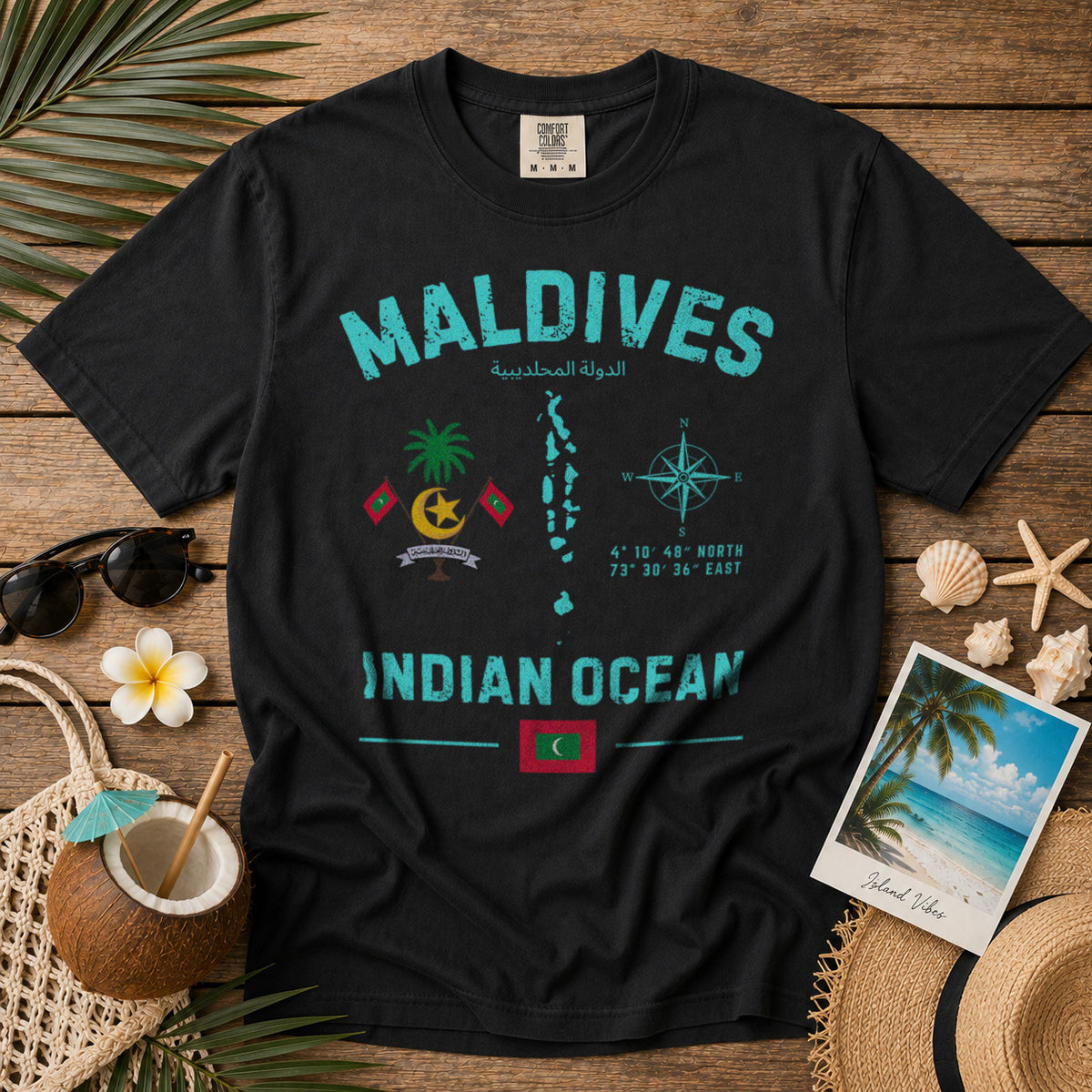 Maldives T-Shirt in Black - roamstride graphic tee